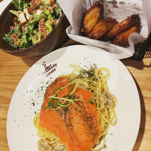 😋食物滿分既樓上Cafe店