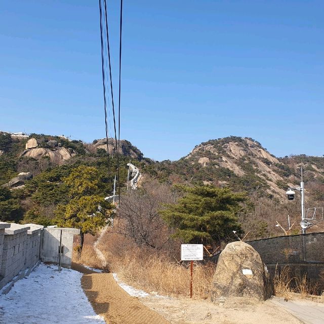 서울 인왕산, 30분이면 꼭대기! 뷰가 완전 대박이에요❤