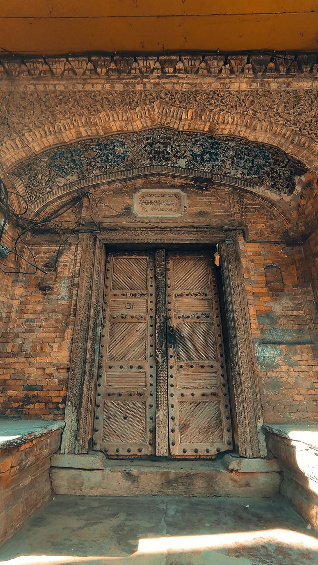 Lets Explore peshawar 