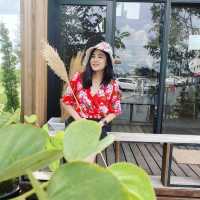 หญ้าขาวคาเฟ่ ร้านกาแฟน่ารัก กะทัดรัด มินิมอล