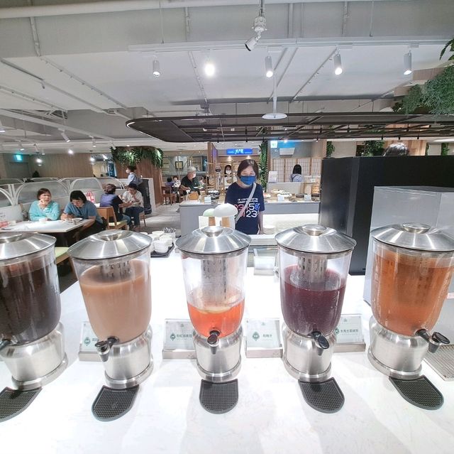 果然匯🥬果然很會，CNN推薦的多國蔬食buffet