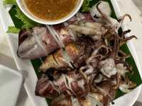 ศาลาลอย ร้านอร่อยหาดราไวย์ ภูเก็ต