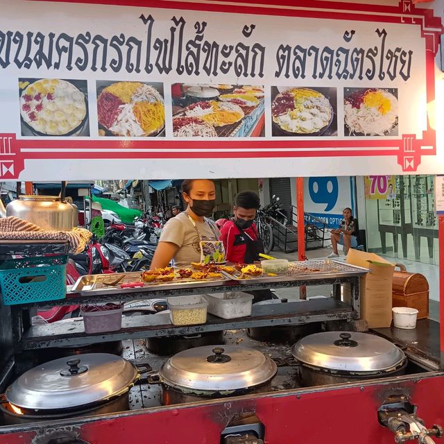 ช้อป ชิล ถนนคนเดินตลาดโต้รุ่ง@หัวหิน