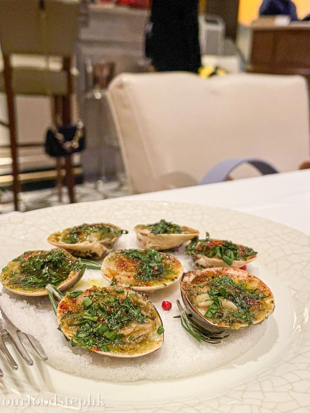 中環｜人氣爆登法國菜餐廳🤩 必吃田螺😍