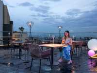โรงแรมติดทะเล ย่านศรีราชา Rooftop วิวสุดปัง