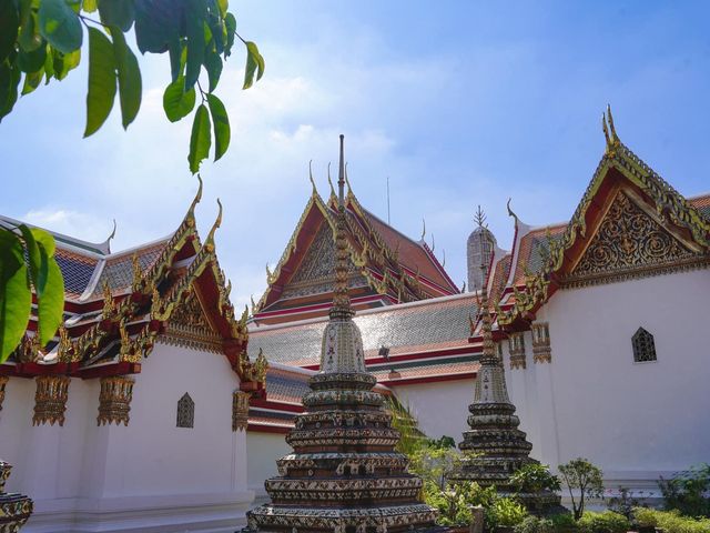 ไหว้พระขอพร เสริมความปัง วัดพระเชตุพนฯ 