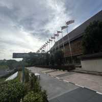 原來國家博物館與湖濱公園的出入口只有3分鐘步距