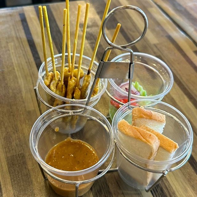 เมนูก๋วยเตี๋ยวเรือ​ดับร้อน