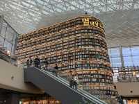 韓国　韓国観光スポット　圧倒されるピョルマダン図書館！