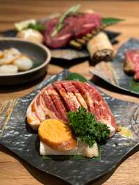 坐定定被餵食😆高質日式燒肉店🩷