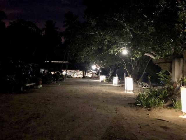 หนีความวุ่นวายมานอนเกาะ ไหง จ.ตรังกันค่ะ 