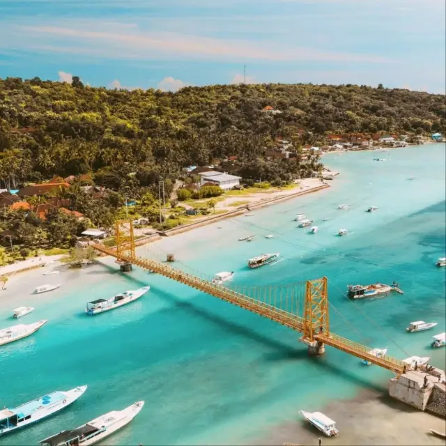 Yellow Bridge, Nusa Lembongan, Bali