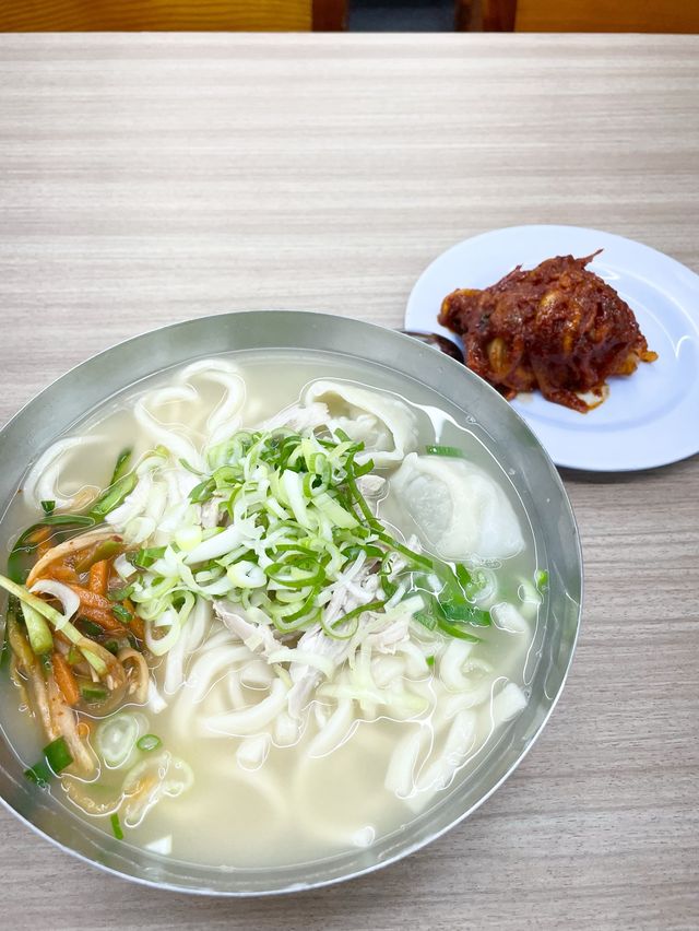 【汝矣島】夏の風物詩コングクスの名店🇰🇷チンジュチッ