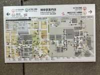 福岡・博多。博多駅の地下街と地下鉄祇園駅を結ぶ『祇園駅(博多旧市街口)方面連絡通路』と『Fギャラリー』