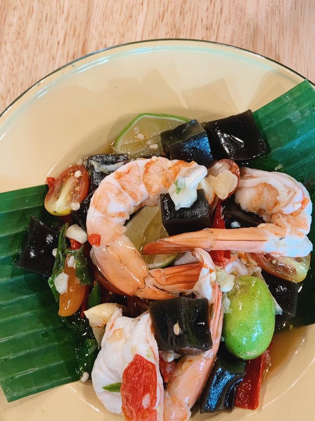 เพลิน Cafe & Restaurant