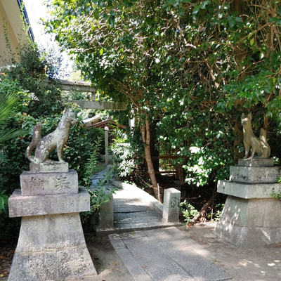 鳥居 caption.jpg
