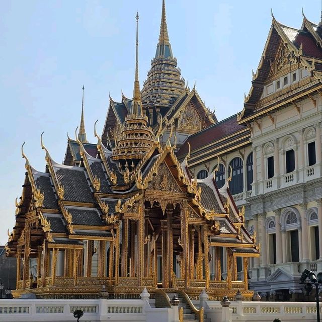 วัดพระศรีรัตนศาสดาราม หรือวัดพระแก้ว 