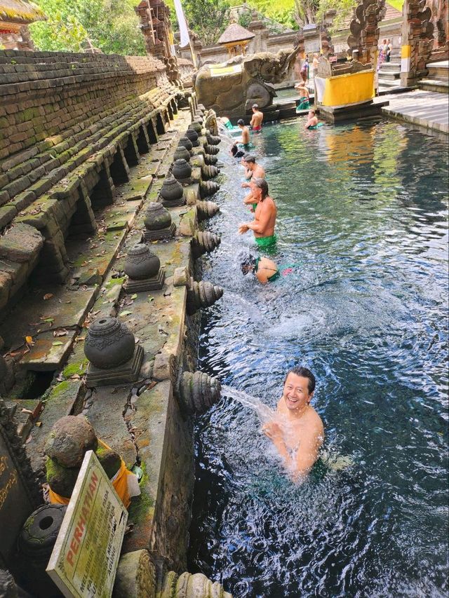 Cleansing Ritual in Bali :  Melukat