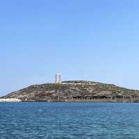基克拉澤斯群島最大的島嶼