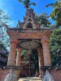 ขอพรความรัก การเงิน การเงิน ที่วัดโลกโมฬี เชียงใหม่