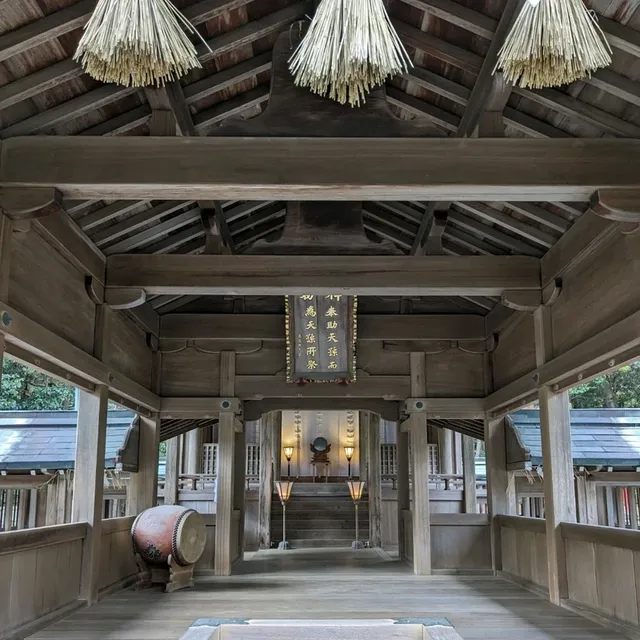 鯛みくじを釣り吉祥願う…天の川伝説の天の川が在るとされる 世界遺産の宗像大社の中津宮へは フェリーで移動