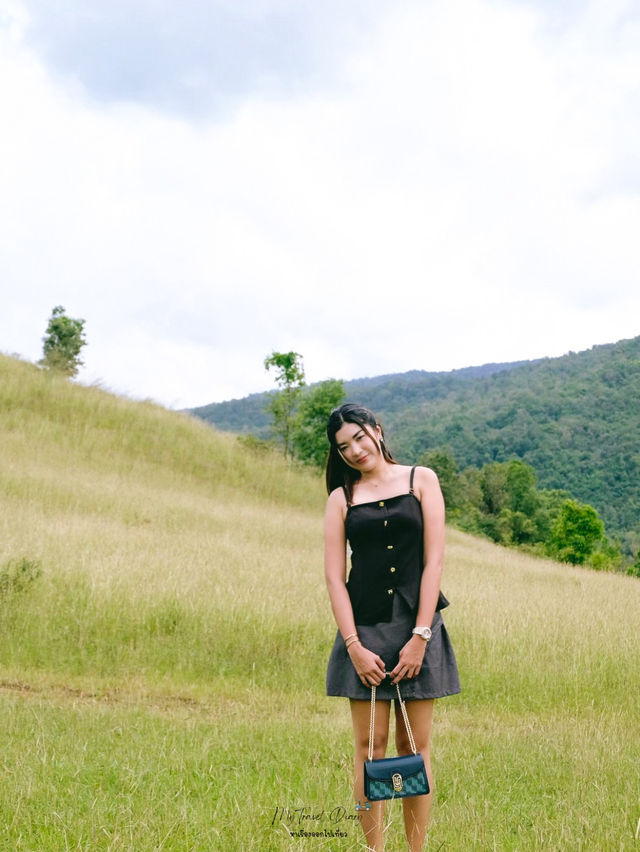 เดินเล่นชิวๆที่ ภูเขาหญ้า จังหวัดระนอง