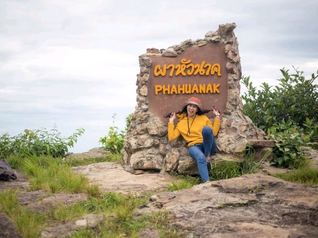 ชมวิว รับลมหนาวสุดฟิน ที่ผาหัวนาค