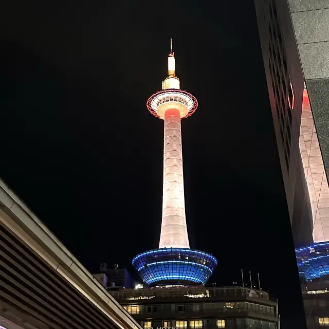 京都タワー、登ってみない？🗼👘🌙