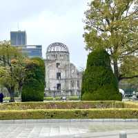 🌸 Hiroshima Peace Memorial Park: A Symbol of Hope and Remembrance 🌸