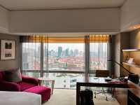 錦江湯臣洲際酒店：上海頂級住宿首選，奢華舒適體驗！