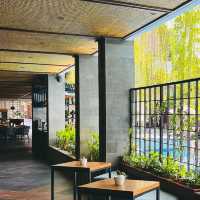 KAYUMAS SEMINYAK RESORT HOTEL YANG SANGAT COCOK UNTUK TRAVEL DENGAN KELUARGA DI BALI