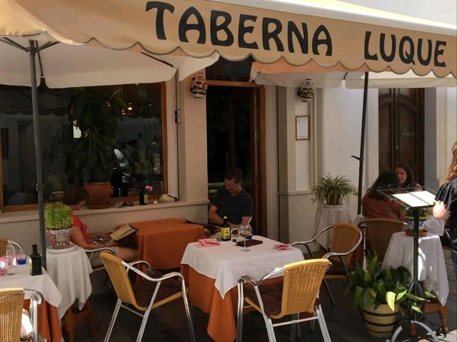 西班牙安達魯西亞的地中海風味料理：Taberna Lugue