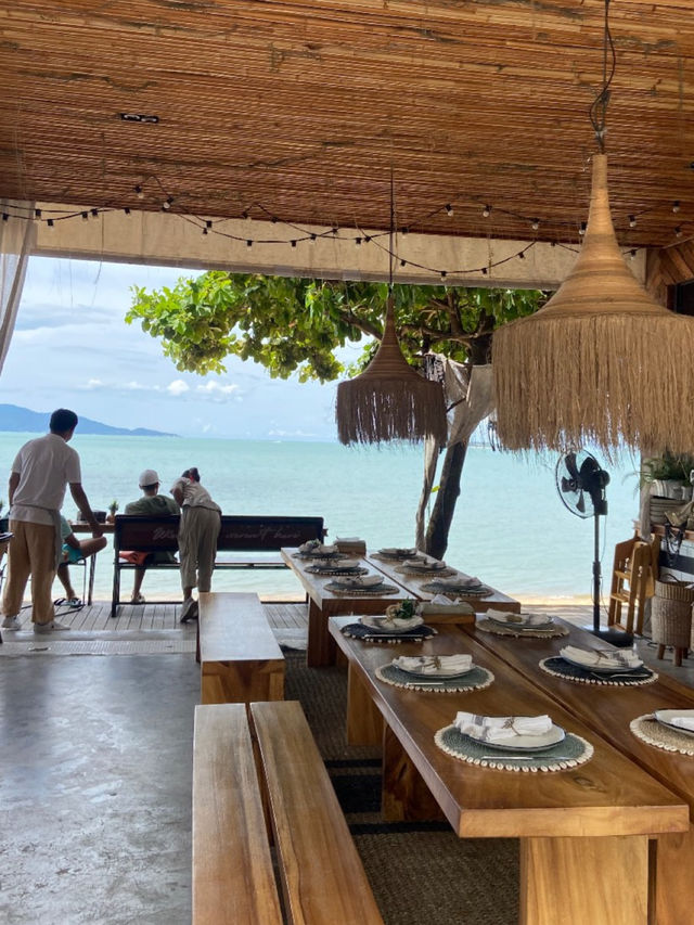 “Coco Tam” เช็คอินร้านดังบนเกาะสมุย 🌴