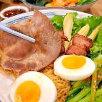 บะหมี่อัศวิน 𝐘𝐨𝐮𝐫 𝐒𝐢𝐠𝐧𝐚𝐭𝐮𝐫𝐞 สีฟ้า  