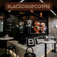 🥧Black Drop Coffee ร้านกาแฟที่มีเอกลักษณ์
