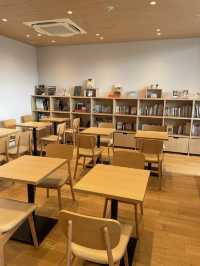 大阪　ピザが絶品のブックカフェ📚🍕