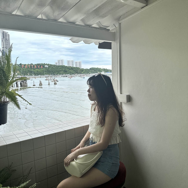 🇹🇭芭堤雅 最美的海邊Cafe🍹🍰