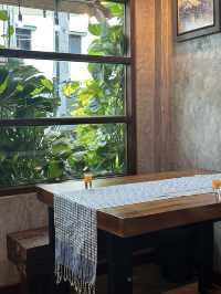 เฮือน๔๘ ร้านอาหารลับนครพนม รับรองแขก