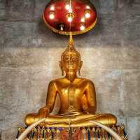 สักการะพระพุทธสุโขทัย ณ วัดราชสิงขร 