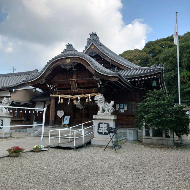 手水舎が見どころの「熊野神社」