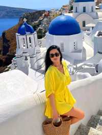 🇬🇷 Santorini: A Slice of Greek Paradise 🌅