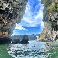 A hidden gem awaits at Railay Beach – a slice of heaven accessible only by boat!