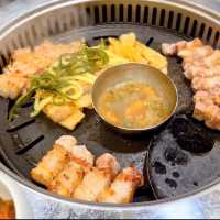 肉マスターがいる⁉️サムギョプサルの有名店