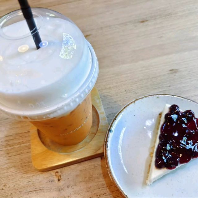 清邁湖邊咖啡店