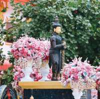 ท้าวเวสสุวรรณหน้าทองคำ 