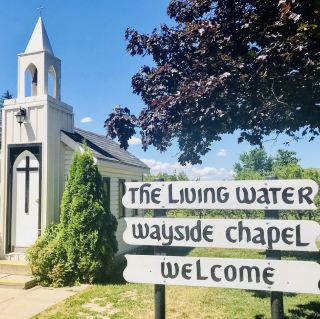 The Smallest Chapel ⛪️ I ever visited 🇨🇦 