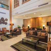 Café Kantary by the Sea