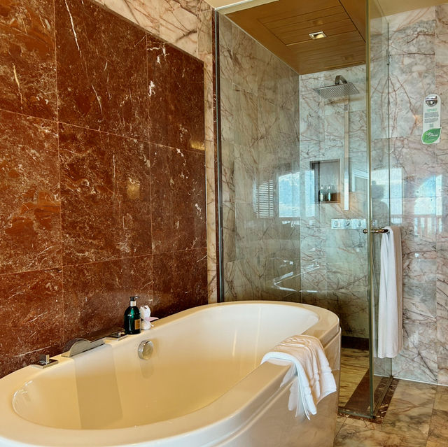 🇹🇭Oceanview with Bathtub Hotel in Phuket