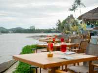 The Dining Room ที่โรงแรม Veranda Collection Samui