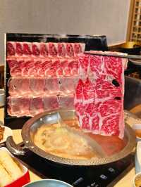 🍲台灣人氣爆紅排隊火鍋～肉多多